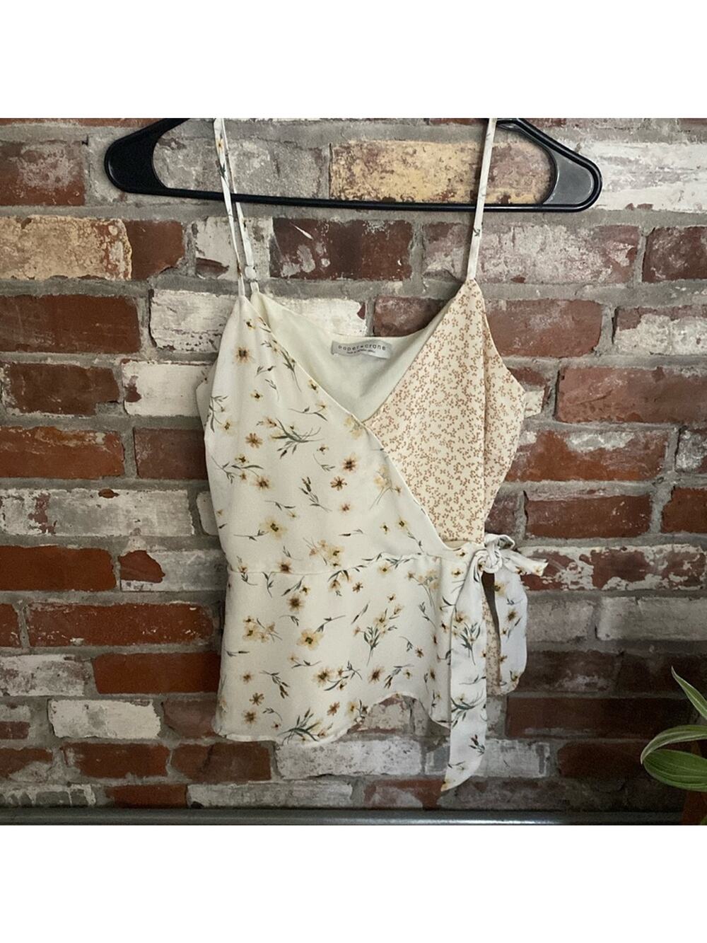 Paper Crane  White with Yellow Floral V Neck Faux Wrap Tank Top Size Small